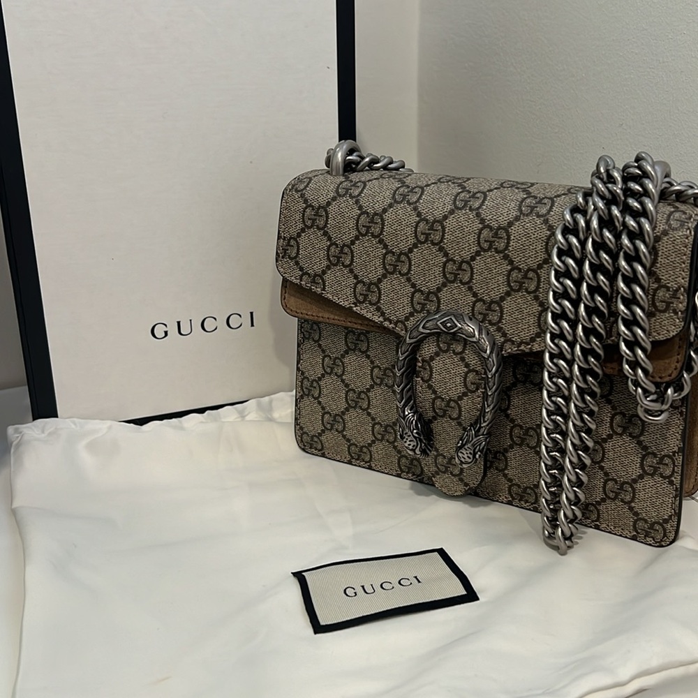 Gucci Dionysus GG Supreme mini bag
